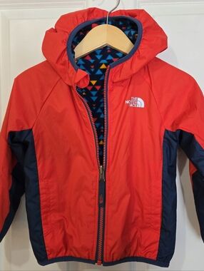 The North Face Windwall Reversable Fleece Windbreaker, 4T